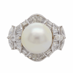 "Stunning" Vintage Pearl Ring