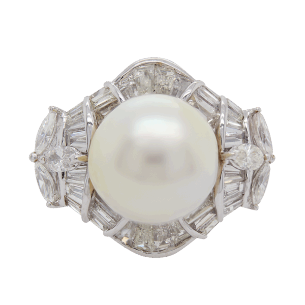 "Stunning" Vintage Pearl Ring
