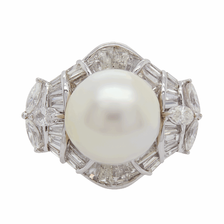 "Stunning" Vintage Pearl Ring