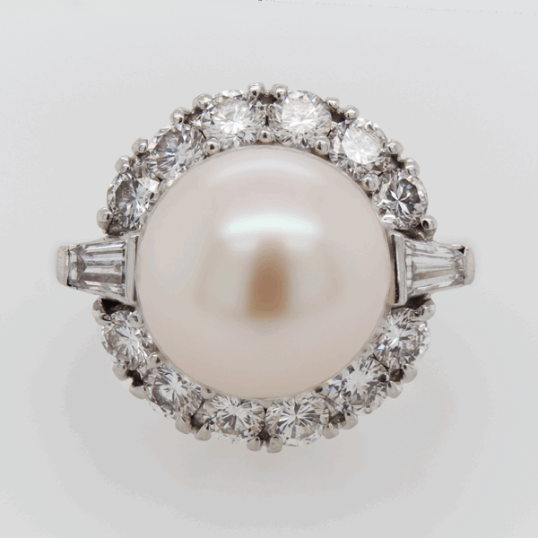 "Pearlescent Platinum" Estate Pearl Ring - Image 2