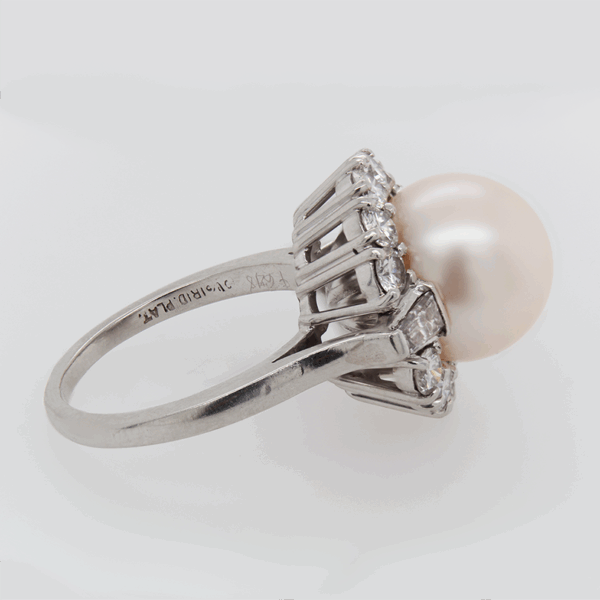 "Pearlescent Platinum" Estate Pearl Ring - Image 3