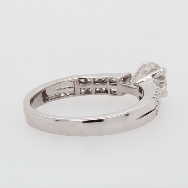 "Diamond Love" Estate Ring - Image 3