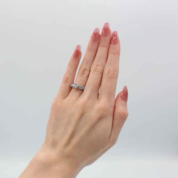 "Diamond Love" Estate Ring - Image 4