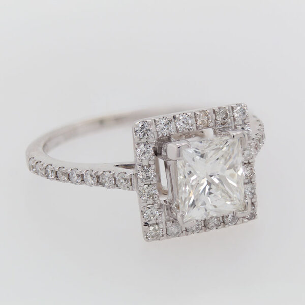"Dignified" Estate Diamond Ring - Image 2