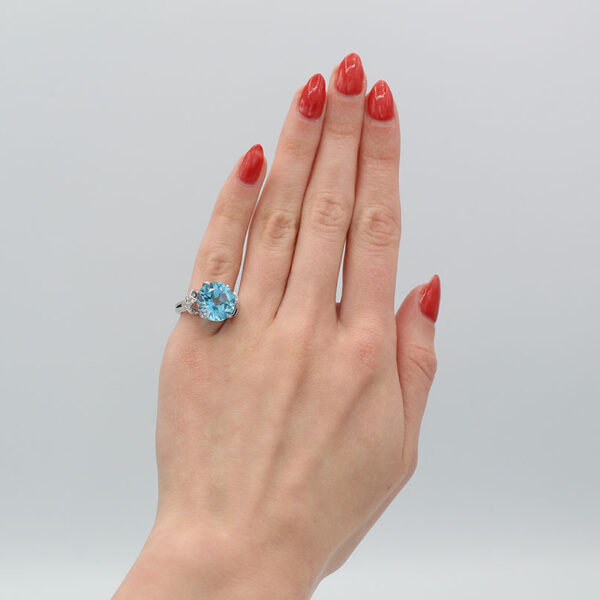 "Shooting Star" Estate Blue Topaz Ring - Image 4