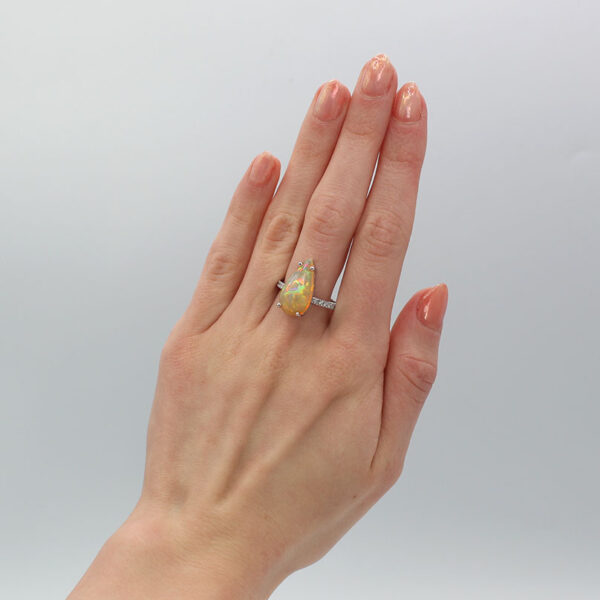 "Tangerine" Estate Opal Ring - Image 3