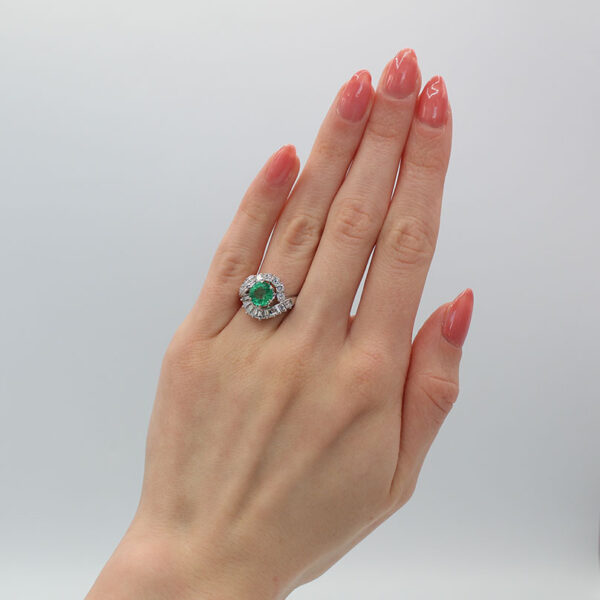 "Green Goddess" Estate Emerald Ring - Image 4
