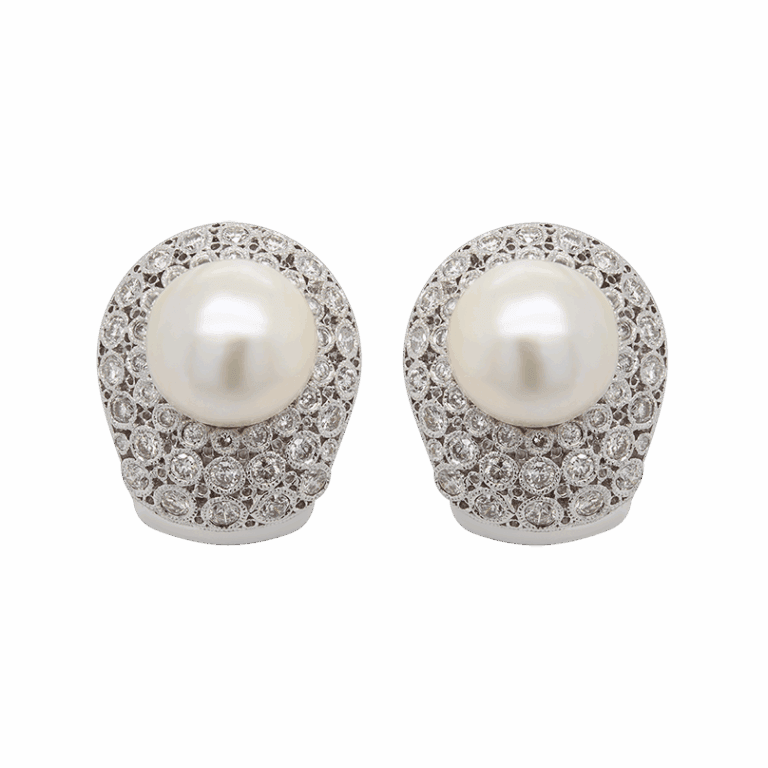 "Timeless Treasure" Vintage South Sea Pearl Earrings