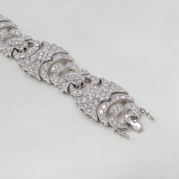 "Gleaming" Vintage Diamond Bracelet - Image 3