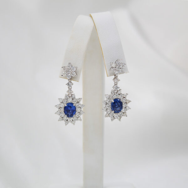 "Heavenly" Vintage Sapphire Earrings - Image 3