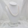 "Classic Beauty" Vintage Pearl Necklace - Image 3