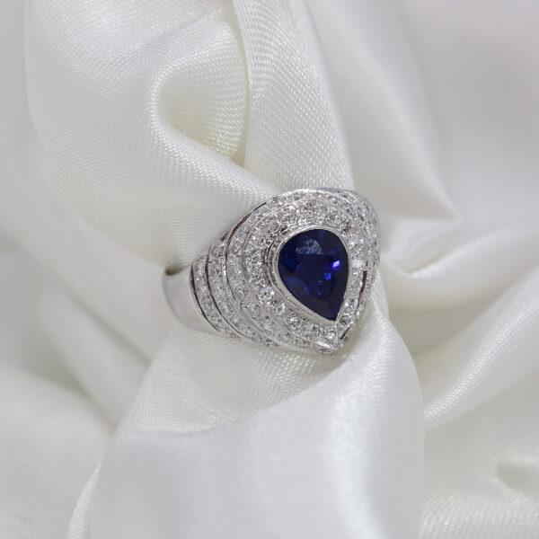 "Raindrop" Estate Sapphire Ring - Image 2