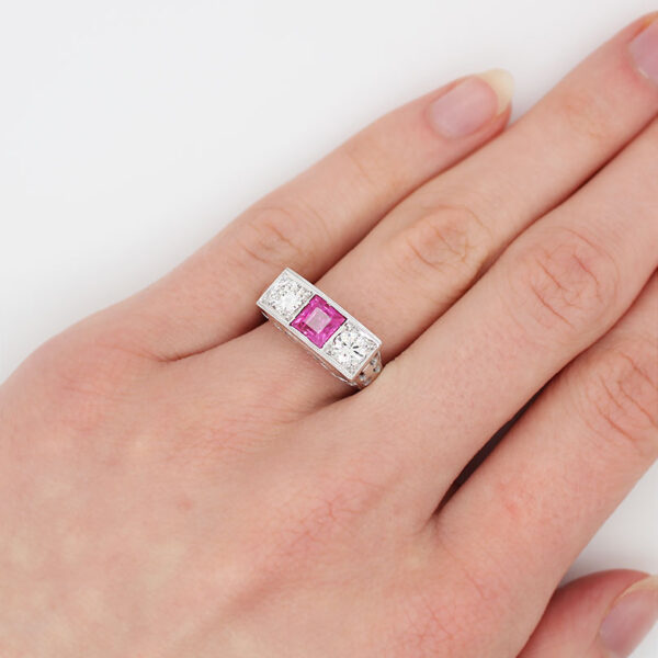 "Pop of Pink" Art Deco Sapphire Ring - Image 4