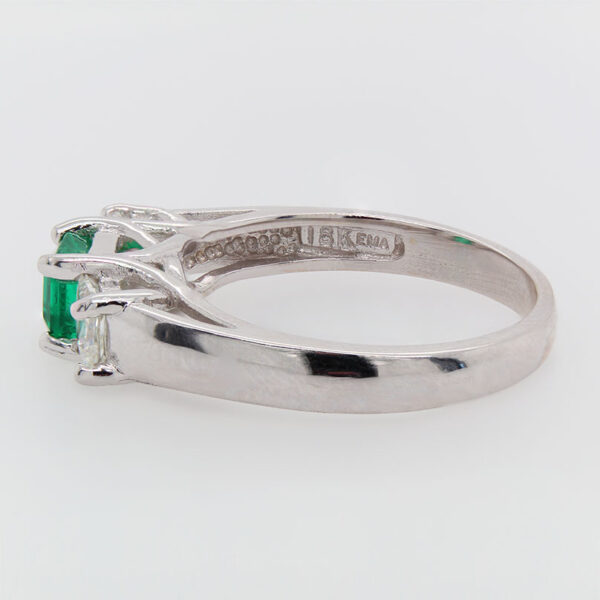 "Juniper" Estate Emerald Ring - Image 2