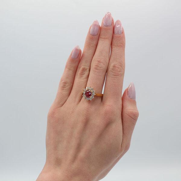 "Cherry Star" Estate Ruby Ring - Image 3