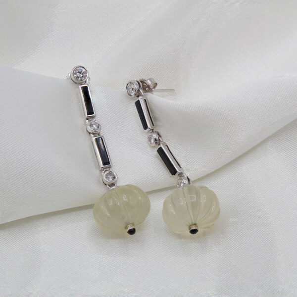 "Celadon Green" Vintage Emerald and Onyx Earrings - Image 2