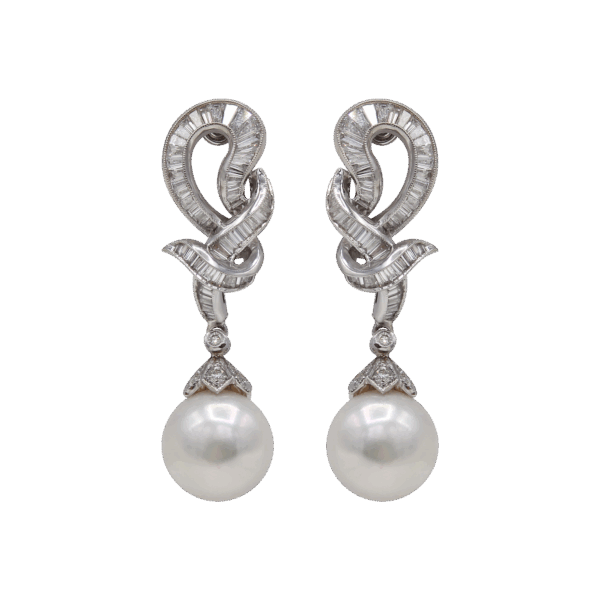 "Diamond Knot" Vintage Pearl Earrings