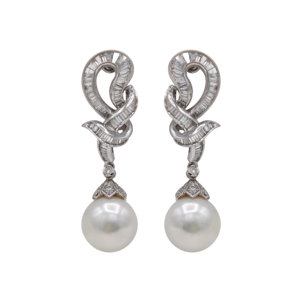 "Diamond Knot" Vintage Pearl Earrings