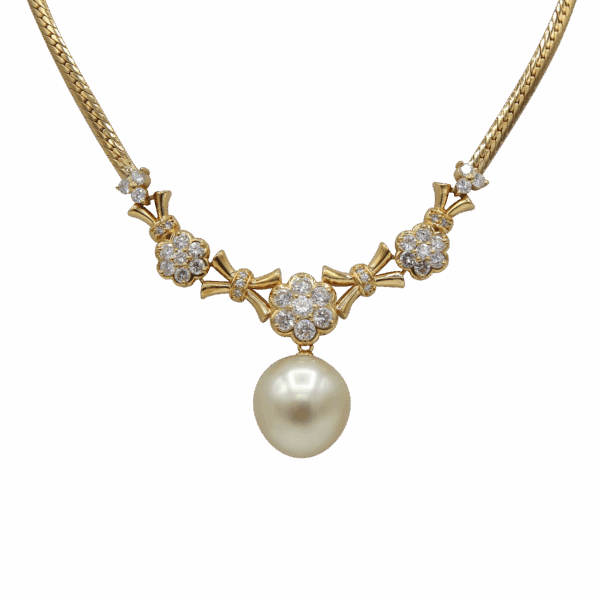"Glorious" Vintage South Sea Pearl Necklace