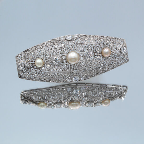 "Fascinating" Art Deco Diamond and Pearl Brooch - Image 2