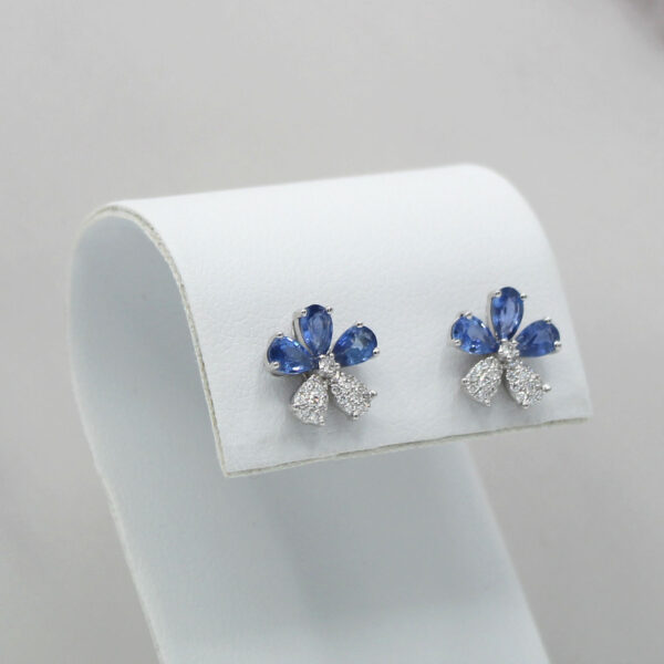 "Geranium" Estate Sapphire Earrings - Image 3