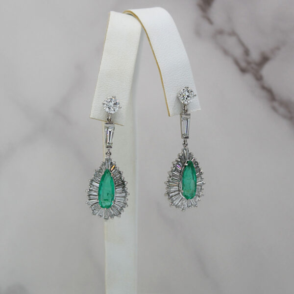 "Verdant" Vintage Emerald Earrings - Image 3