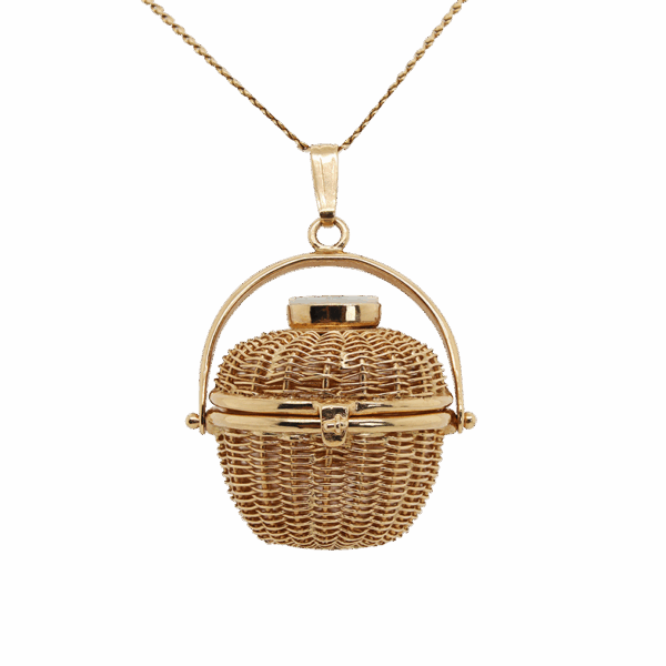 "Nantucket Basket" 14kt Gold Vintage Pendant