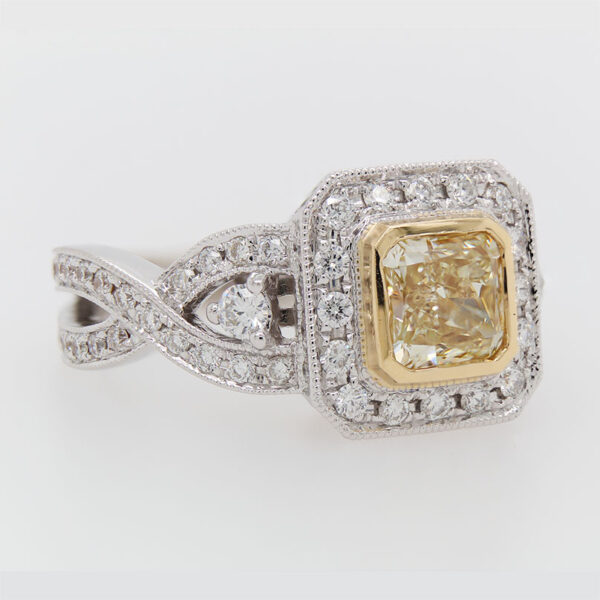 DABAKAROV Yellow Diamond Ring - Image 2