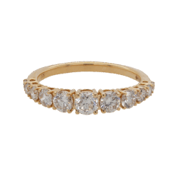 "Lively" Graduated Diamond Band