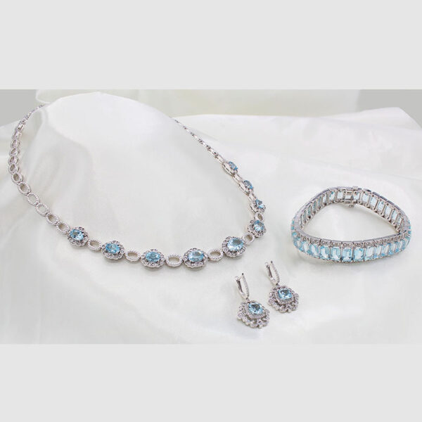 "Glimmer" Aquamarine Earrings - Image 3