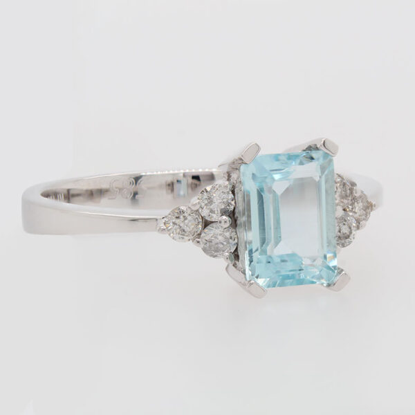 "Dainty Design" Aquamarine Ring - Image 2