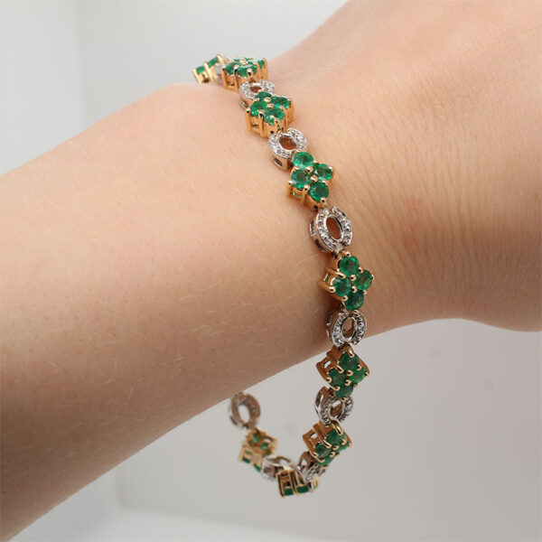 "Four Leaf Clover" Emerald and Diamond Bracelet - Image 3