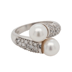 "Twin Treasures" Toi et Moi Pearl Ring