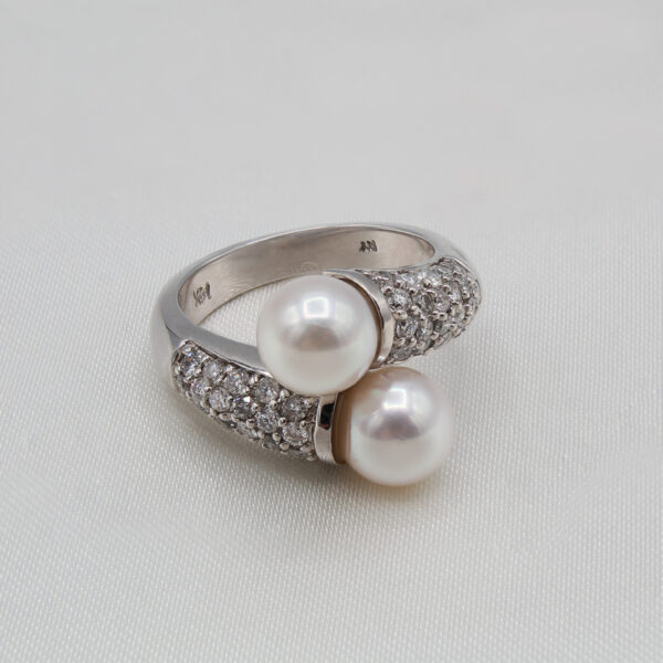 "Twin Treasures" Toi et Moi Pearl Ring - Image 3