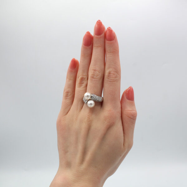 "Twin Treasures" Toi et Moi Pearl Ring - Image 4