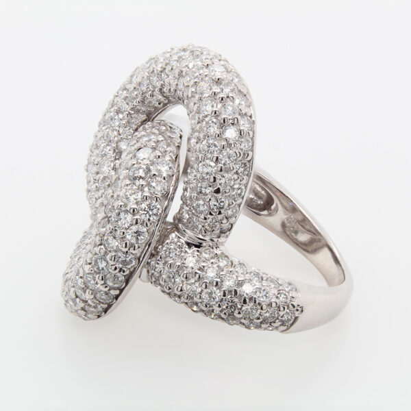 "Intertwined Brilliance" Diamond Ring - Image 3