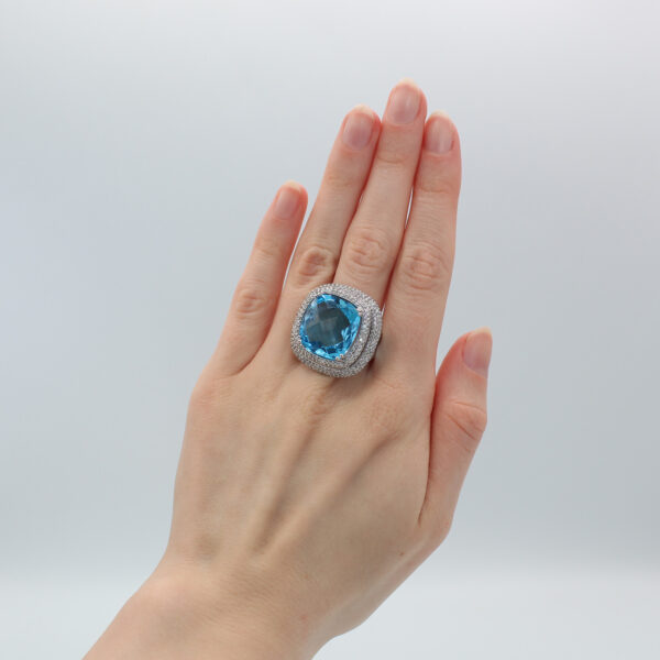 "December Dream" Blue Topaz Ring - Image 4