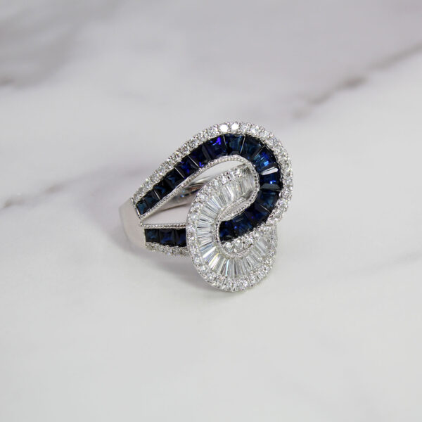 EFFY Sapphire and Diamond Ring - Image 3