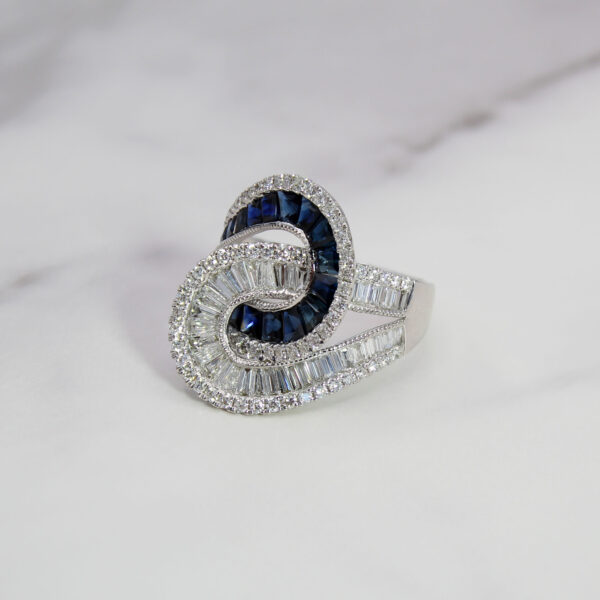 EFFY Sapphire and Diamond Ring - Image 4
