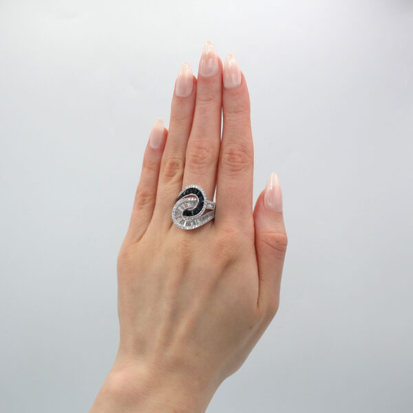 EFFY Sapphire and Diamond Ring - Image 5