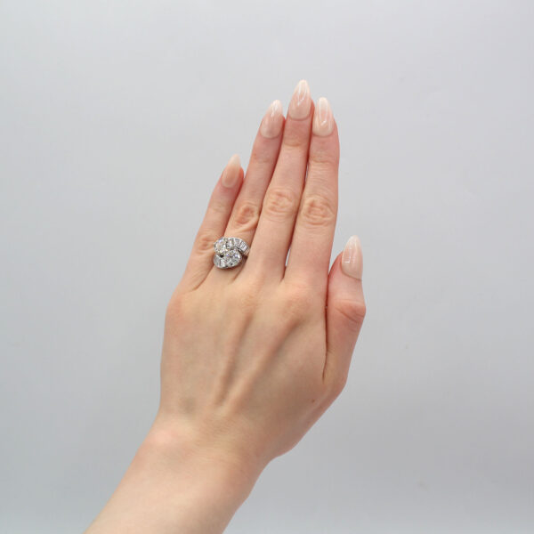"Historic" Vintage Diamond Ring - Image 3