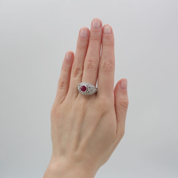 "Detailed Dome" Art Deco Ruby Ring - Image 3