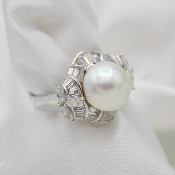 "Stunning" Vintage Pearl Ring - Image 2