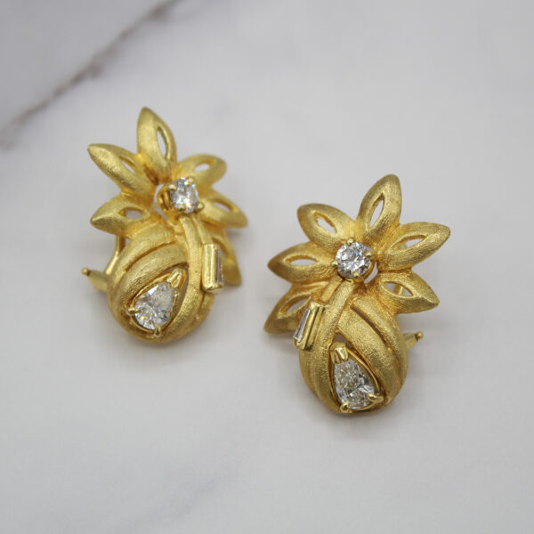 "Golden Florals" Vintage Diamond Earrings - Image 2