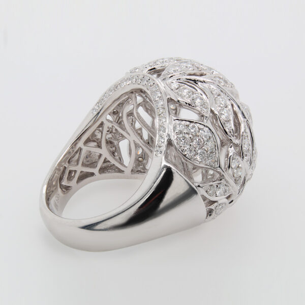 "Glittering Garden" Diamond Ring - Image 4