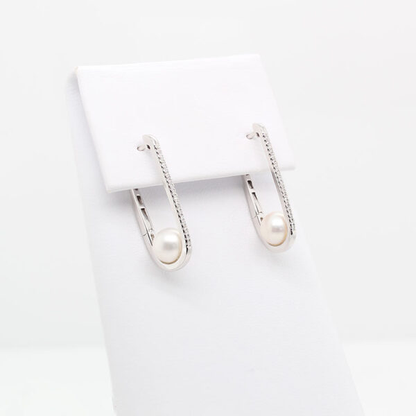 DABAKAROV Pearl and Diamond Earrings - Image 3