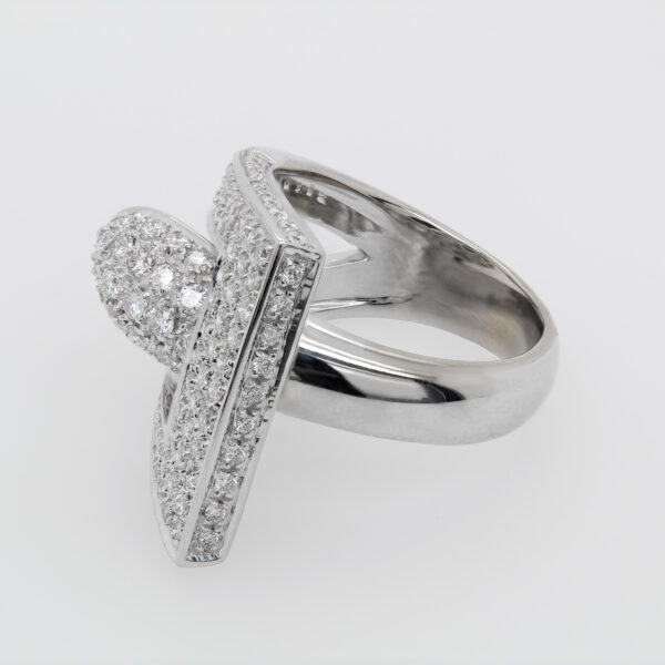 "Buckle" Diamond Ring - Image 2