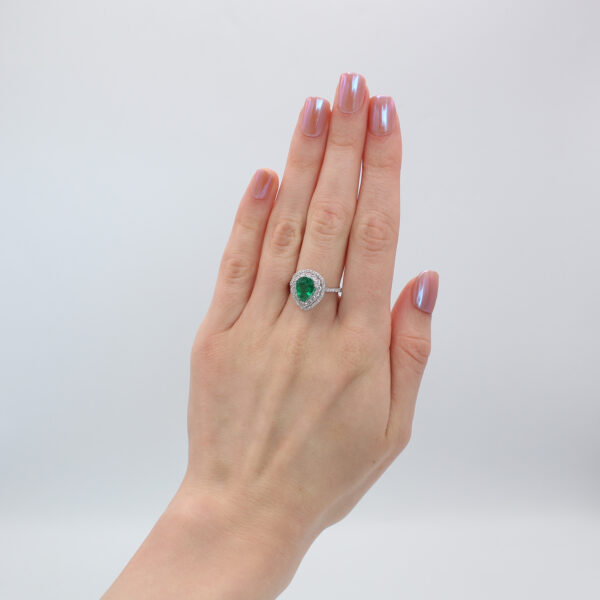 "Lush Pear" Emerald Ring - Image 3