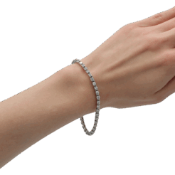 "Remarkable" Diamond Tennis Bracelet