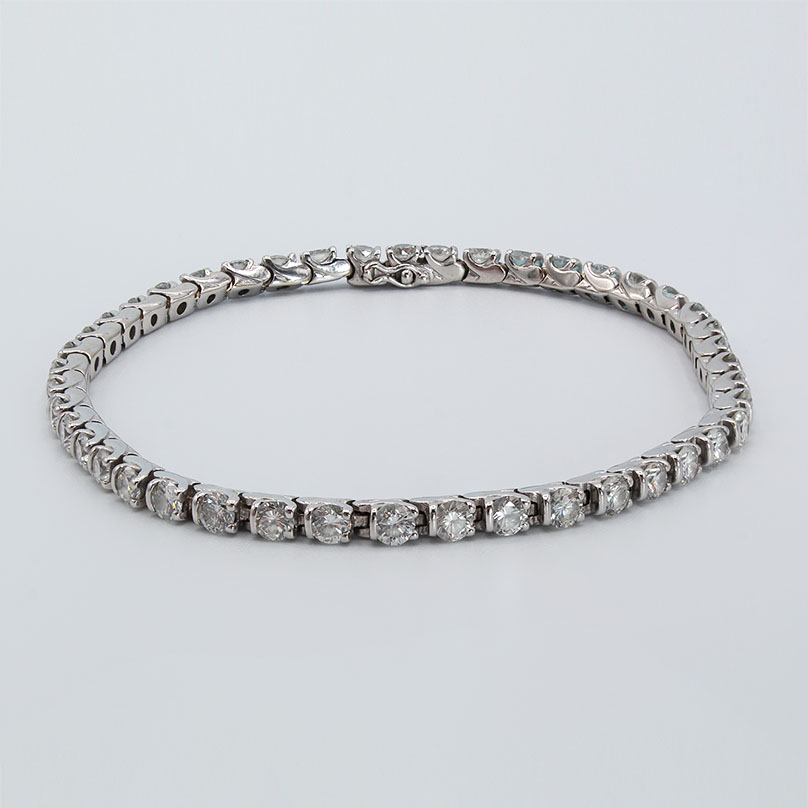 2.03ct Brilliant Diamond Tennis Bracelet set in 18ct White Gold - Guy  Wakeling Jewellery